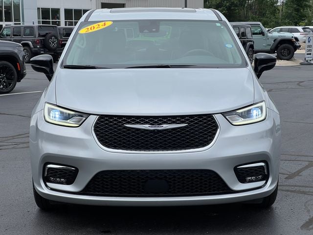 2024 Chrysler Pacifica Limited