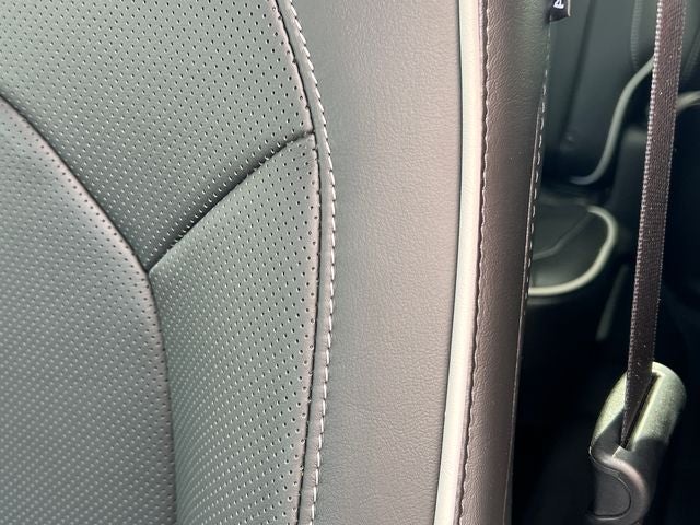 2027 Chrysler Pacifica PACIFICA LIMITED