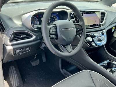 2027 Chrysler Pacifica PACIFICA LIMITED