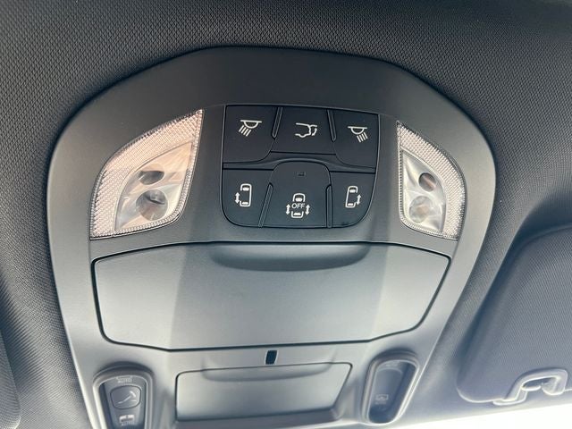 2027 Chrysler Pacifica PACIFICA LIMITED