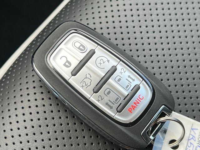 2027 Chrysler Pacifica PACIFICA LIMITED