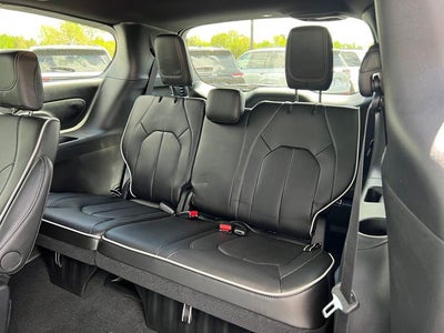 2027 Chrysler Pacifica PACIFICA LIMITED