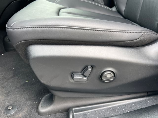 2027 Chrysler Pacifica PACIFICA SELECT AWD