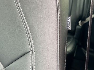 2027 Chrysler Pacifica PACIFICA SELECT AWD
