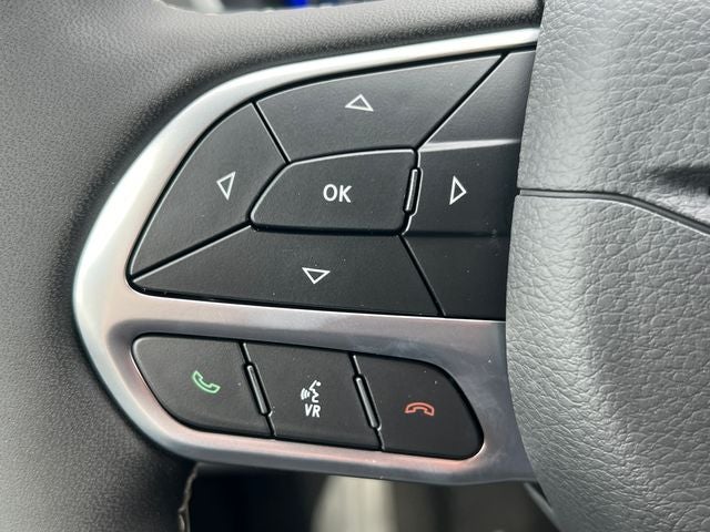 2027 Chrysler Pacifica PACIFICA SELECT AWD