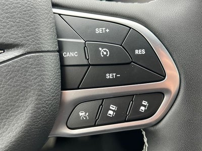 2027 Chrysler Pacifica PACIFICA SELECT AWD