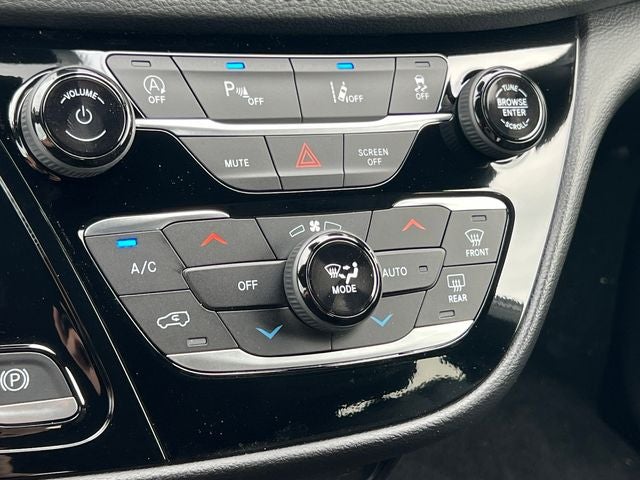 2027 Chrysler Pacifica PACIFICA SELECT AWD