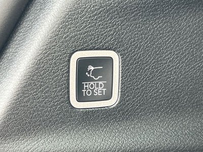 2027 Chrysler Pacifica PACIFICA SELECT AWD