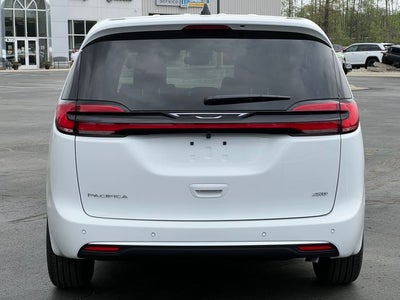 2027 Chrysler Pacifica PACIFICA SELECT AWD