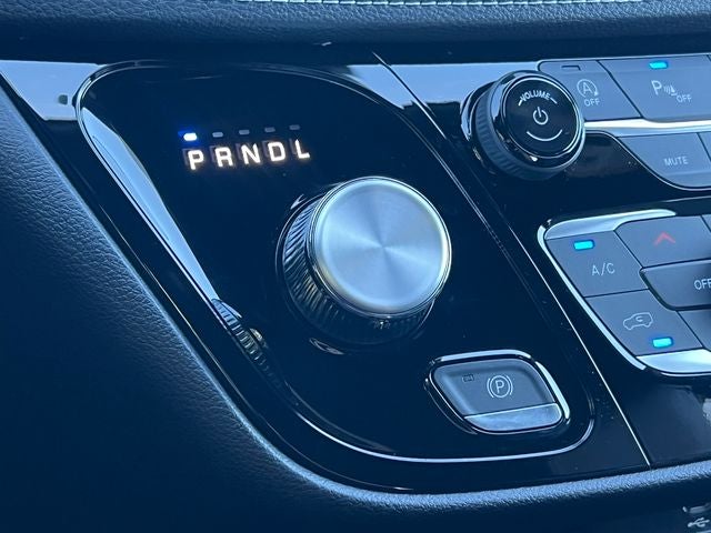 2027 Chrysler Pacifica PACIFICA SELECT AWD