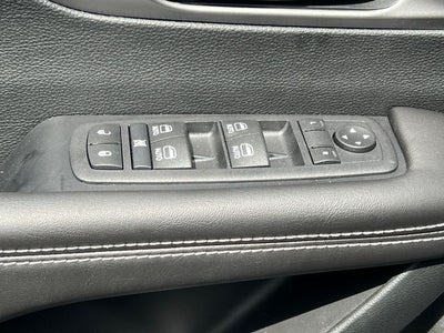 2027 Chrysler Pacifica PACIFICA SELECT AWD