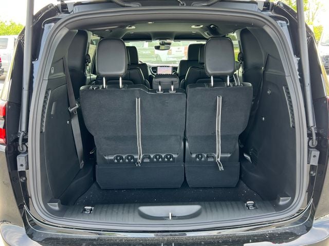 2027 Chrysler Pacifica PACIFICA SELECT AWD