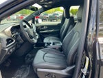 2027 Chrysler Pacifica PACIFICA SELECT AWD