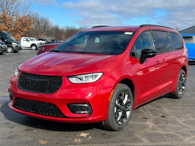 2026 Chrysler Pacifica PACIFICA SELECT AWD