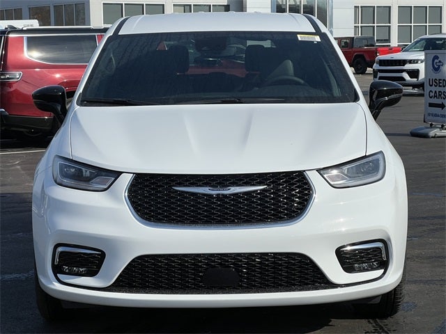 2026 Chrysler Pacifica PACIFICA SELECT AWD