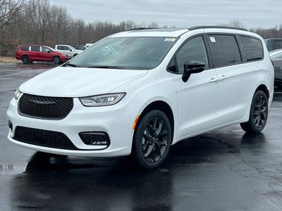 2026 Chrysler Pacifica PACIFICA LIMITED AWD