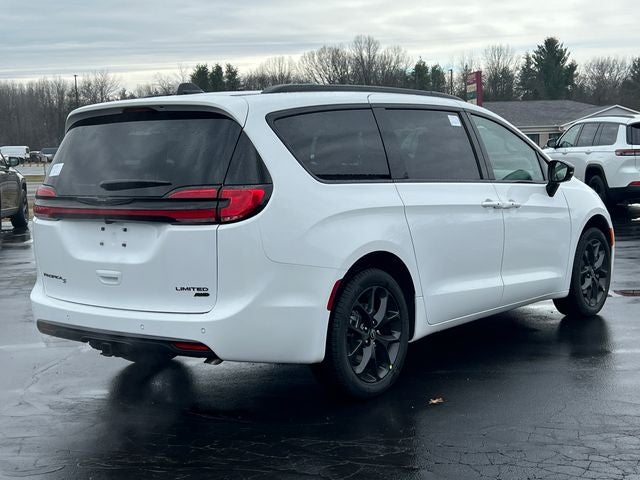 2026 Chrysler Pacifica PACIFICA LIMITED AWD