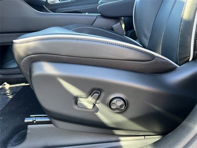 2026 Chrysler Pacifica PACIFICA LIMITED AWD