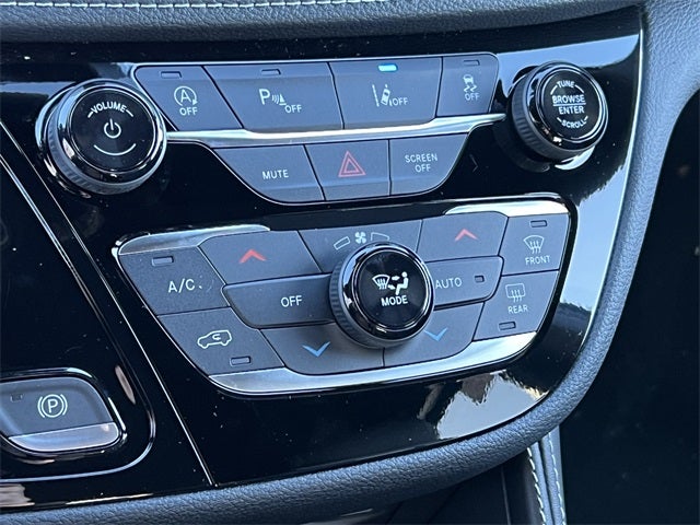 2026 Chrysler Pacifica PACIFICA LIMITED AWD