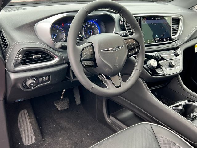 2026 Chrysler Pacifica PACIFICA LIMITED AWD