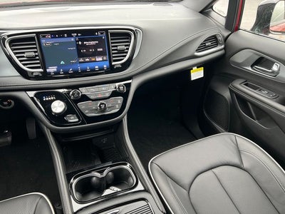 2026 Chrysler Pacifica PACIFICA LIMITED AWD