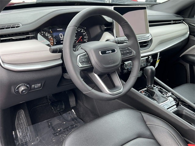 2025 Jeep Compass COMPASS LIMITED 4X4