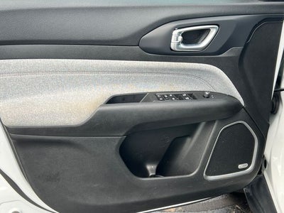 2023 Jeep Compass Latitude Lux FWD
