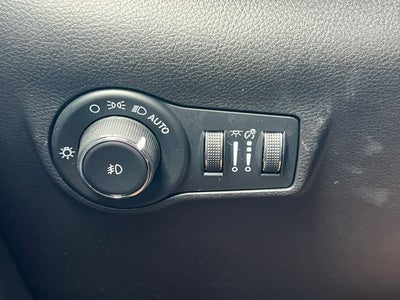 2023 Jeep Compass Latitude Lux FWD