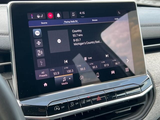 2023 Jeep Compass Latitude Lux FWD
