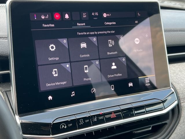2023 Jeep Compass Latitude Lux FWD