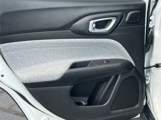 2023 Jeep Compass Latitude Lux FWD