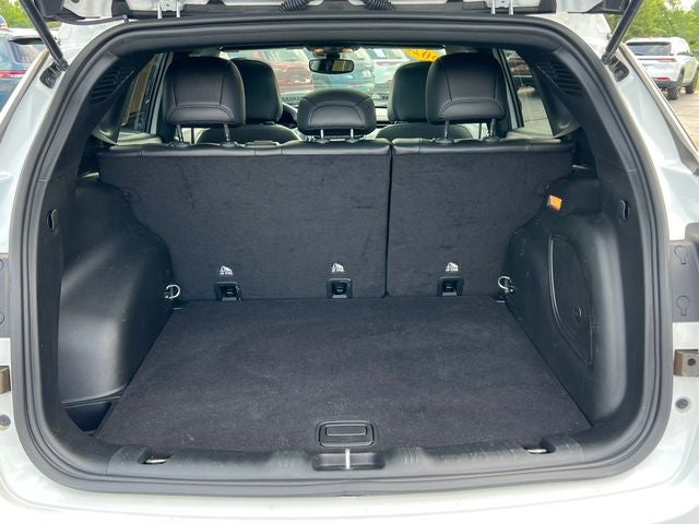 2023 Jeep Compass Latitude Lux FWD