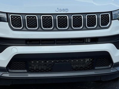 2023 Jeep Compass Latitude Lux FWD