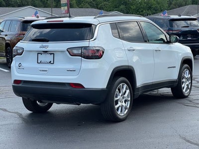 2023 Jeep Compass Latitude Lux FWD