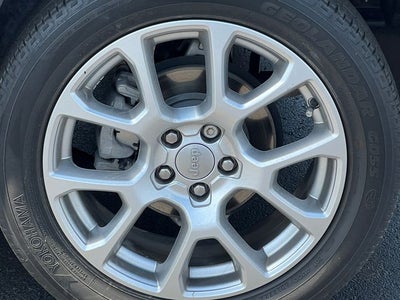 2023 Jeep Compass Latitude Lux FWD