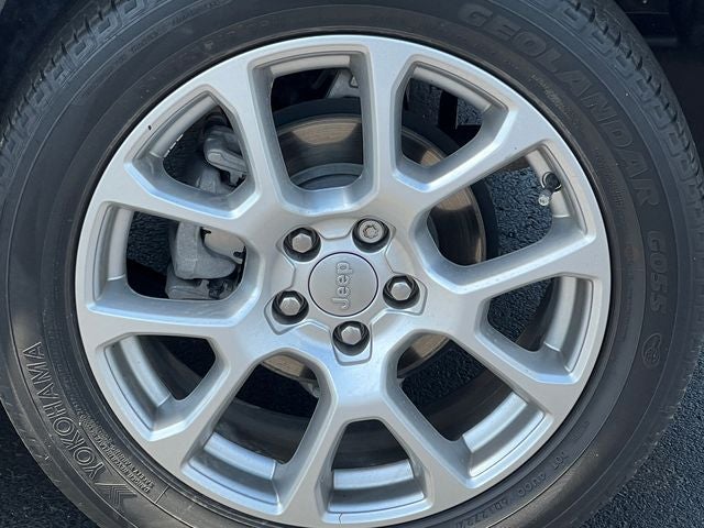 2023 Jeep Compass Latitude Lux FWD