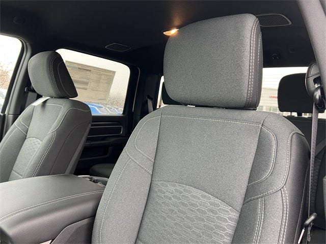 2026 RAM 3500 RAM 3500 BIG HORN CREW CAB 4X4 6'4' BOX