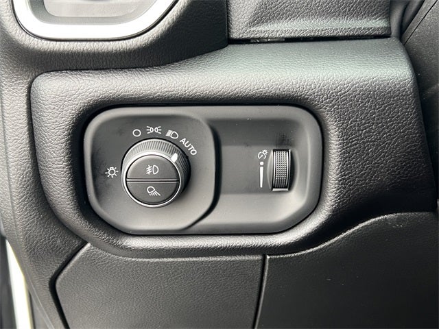 2026 RAM 3500 RAM 3500 BIG HORN CREW CAB 4X4 6'4' BOX