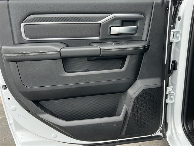 2026 RAM 3500 RAM 3500 BIG HORN CREW CAB 4X4 6'4' BOX