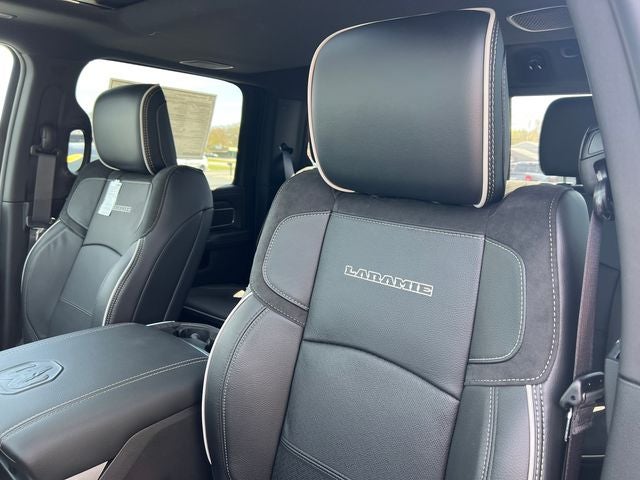 2026 RAM 2500 RAM 2500 LARAMIE CREW CAB 4X4 6'4' BOX