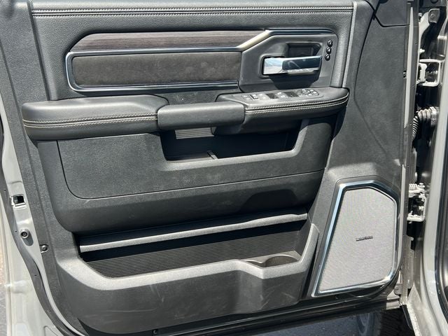 2026 RAM 2500 RAM 2500 LARAMIE CREW CAB 4X4 6'4' BOX