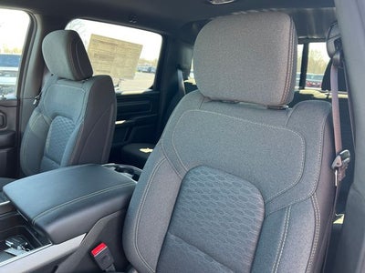 2026 RAM 1500 RAM 1500 EXPRESS CREW CAB 4X4 5'7' BOX