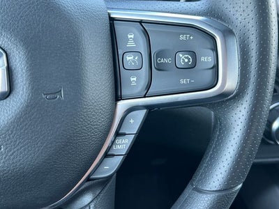 2026 RAM 1500 RAM 1500 EXPRESS CREW CAB 4X4 5'7' BOX