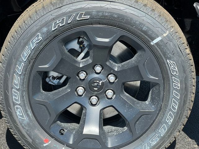 2026 RAM 1500 RAM 1500 EXPRESS CREW CAB 4X4 5'7' BOX