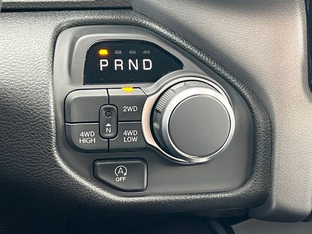 2026 RAM 1500 RAM 1500 EXPRESS CREW CAB 4X4 5'7' BOX