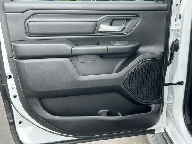 2026 RAM 1500 RAM 1500 EXPRESS CREW CAB 4X4 5'7' BOX