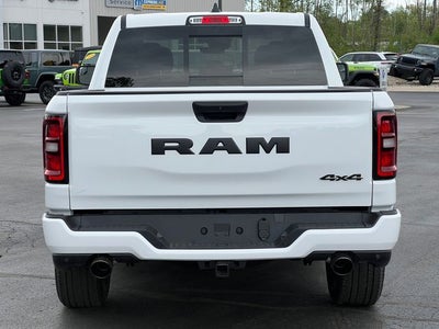 2026 RAM 1500 RAM 1500 EXPRESS CREW CAB 4X4 5'7' BOX