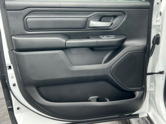 2026 RAM 1500 RAM 1500 EXPRESS CREW CAB 4X4 5'7' BOX