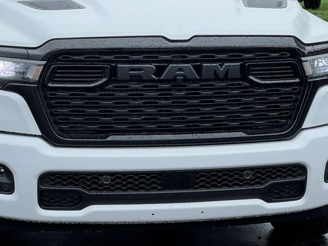 2026 RAM 1500 RAM 1500 EXPRESS CREW CAB 4X4 5'7' BOX