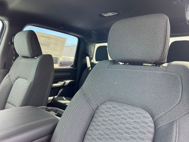 2026 RAM 1500 RAM 1500 EXPRESS CREW CAB 4X4 5'7' BOX
